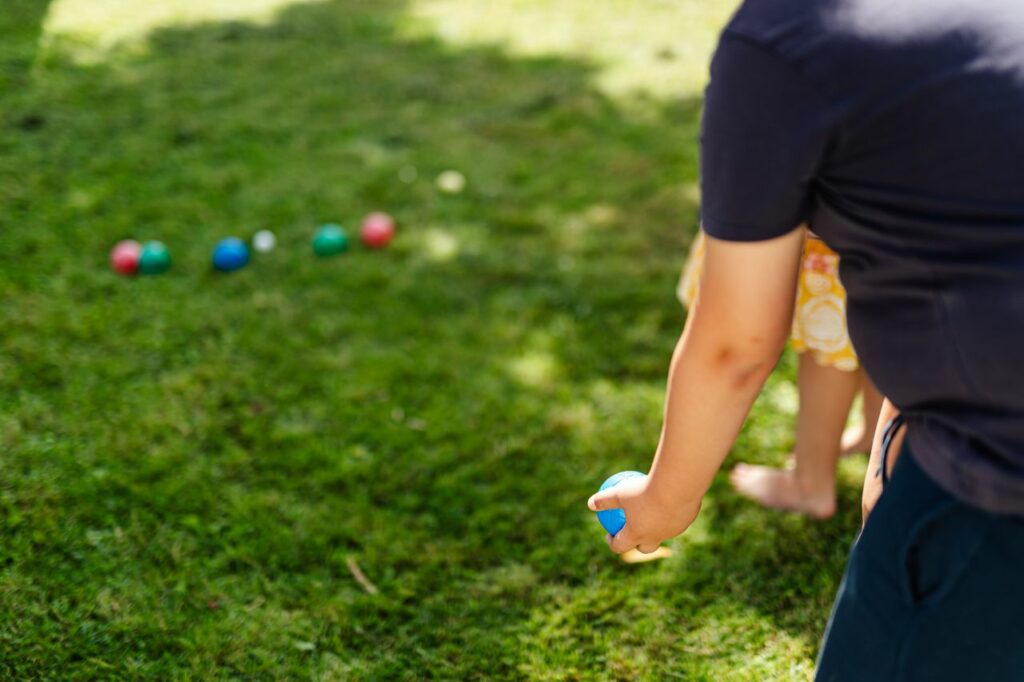 Jeu de pétanque pour enfants : sélection et conseils pour débuter